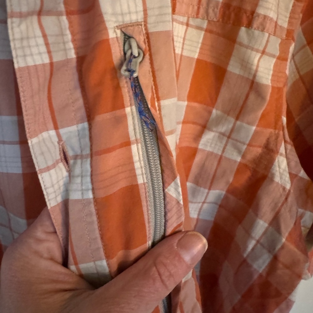 Patagonia Orange and White Plaid Short-Sleeve Button-Down Shirt - Picture 4 of 10